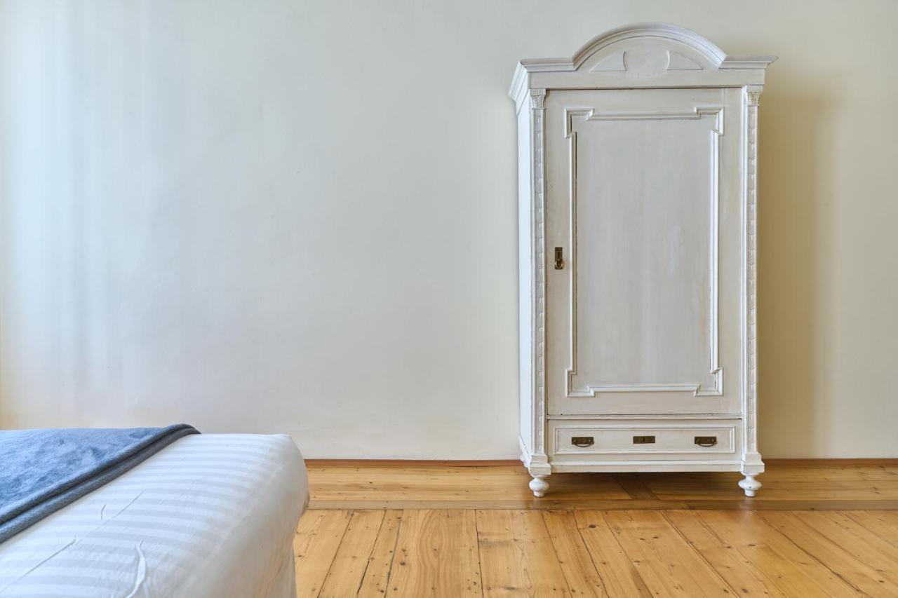 Al Cavour 34 Bed and Breakfast Trento Eksteriør billede