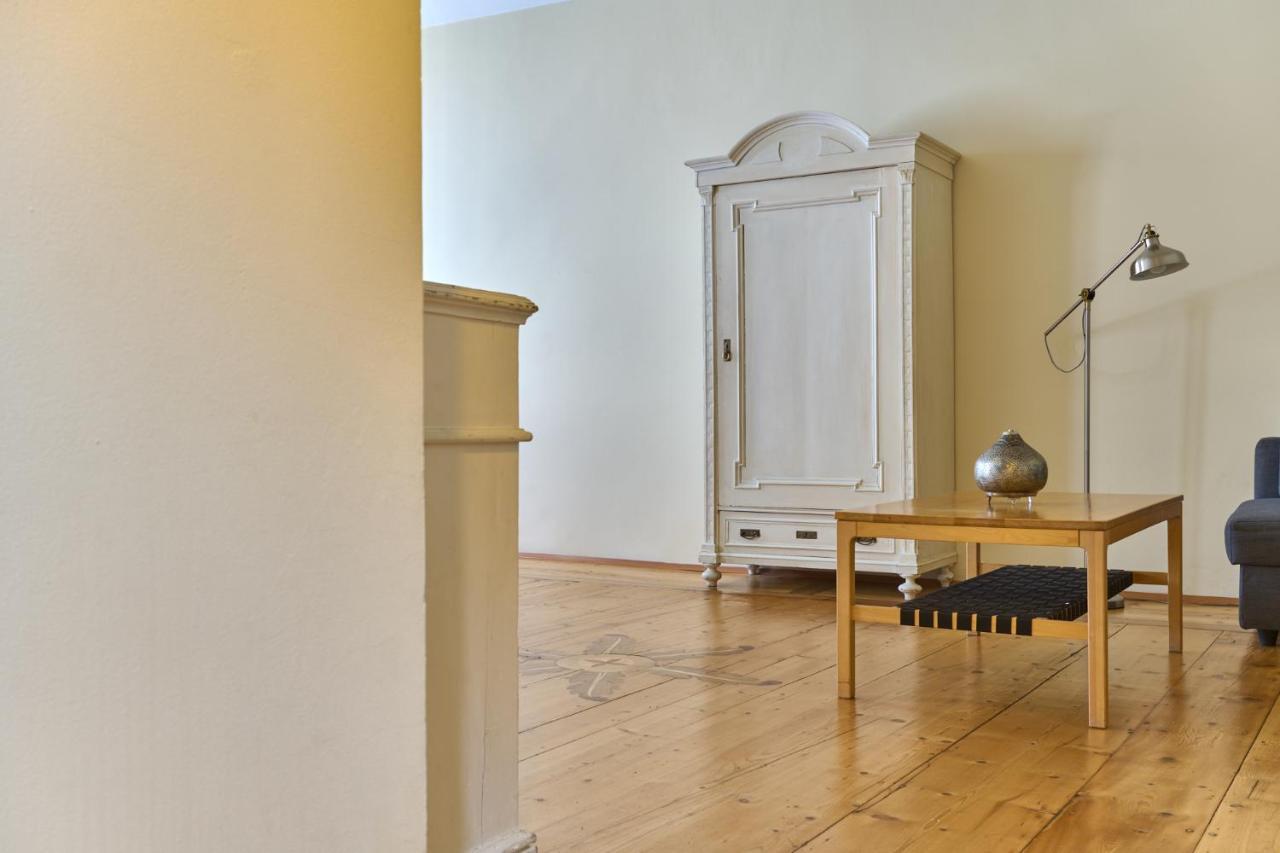 Al Cavour 34 Bed and Breakfast Trento Eksteriør billede
