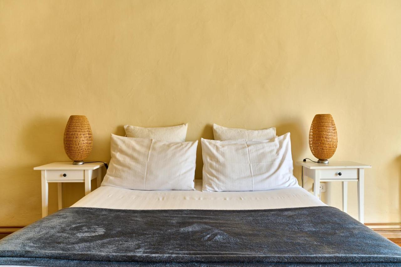 Al Cavour 34 Bed and Breakfast Trento Eksteriør billede