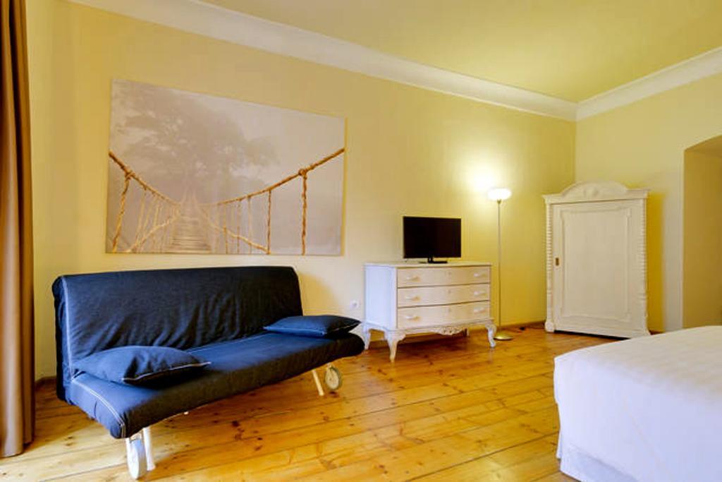 Al Cavour 34 Bed and Breakfast Trento Eksteriør billede